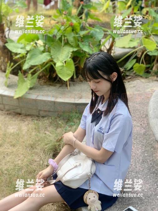永不迷路看51cg吃瓜黑料夹心，发现更多爆料内幕