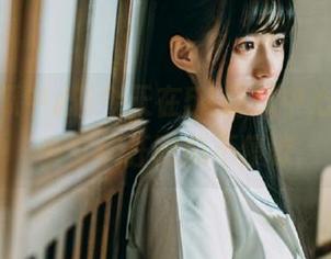 今天在51吃瓜中心网站，少女疯狂吃瓜不停歇