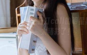 少女疯狂打call的明星黑料网站视频，太精彩了！