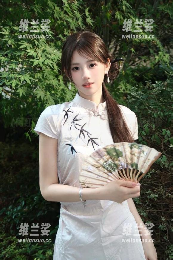 网红黑料吃瓜平台登录后解锁更多内容