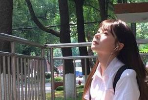 访问黑料不打烊吃瓜官网传送门，网站带你轻松吃遍瓜