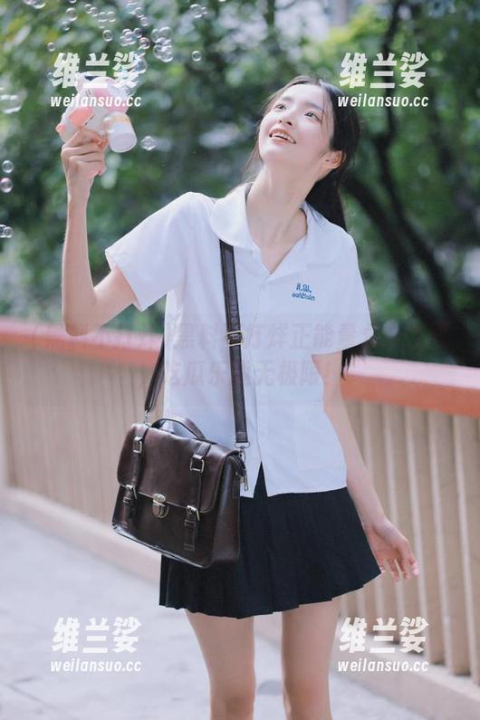 黑料不打烊正能量永久呈现，吃瓜乐趣无极限！