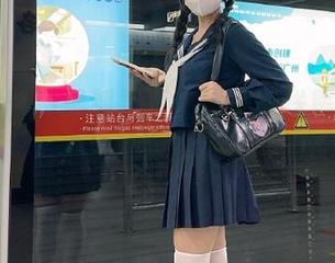 黑料社区在线免费送黑料，这地址不收藏真亏！